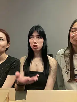 Snapshot of KeithTown chatting on 10-24-25, 03:41 KeithTown online show from 10-24-25, 03:41