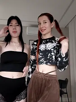 Snapshot of KeithTown chatting on 11-08-25, 05:34 KeithTown online show from 11-08-25, 05:34