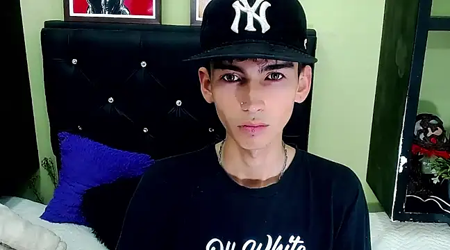 ttimy x boy online show from 03-03-25, 10:10