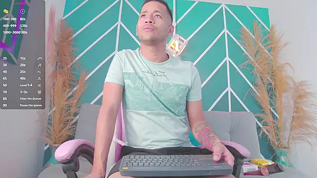 zaid lion online show from 03-22-25, 01:08