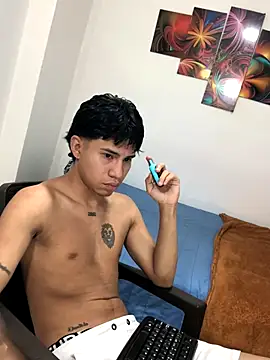 logannth online show from 10-30-25, 04:08