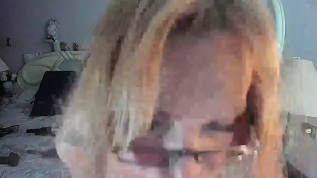 amazing dolltsx online show from 01-18-26, 04:22