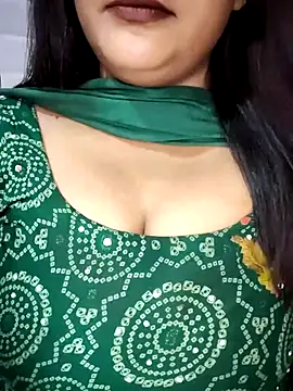 Snapshot of cutepragya2 chatting on 10-16-25, 07:20 cutepragya2 online show from 10-16-25, 07:20