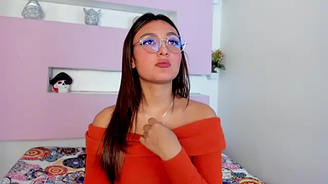 Afrodita Shalom online show from 03-21-25, 01:23