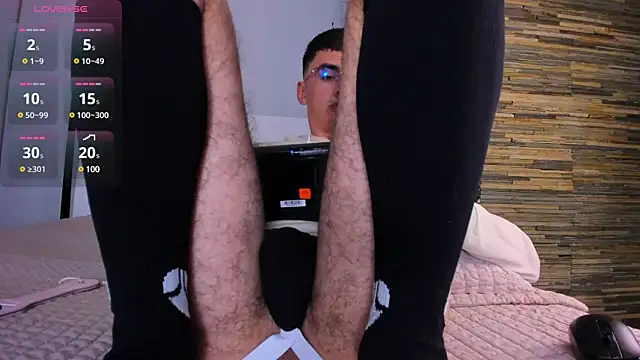 Aaron Tate online show from 02-23-25, 07:22