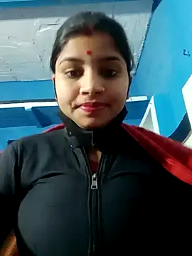 Snapshot of Nisha_Cute chatting on 02-16-25, 08:00 Nisha Cute online show from 02-16-25, 08:00