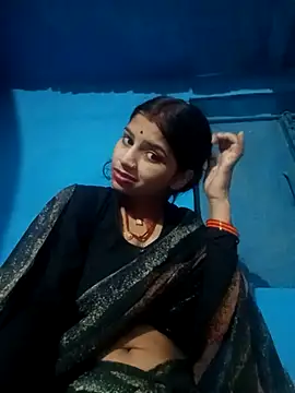 Snapshot of Nisha_Cute chatting on 10-19-25, 07:47 Nisha Cute online show from 10-19-25, 07:47