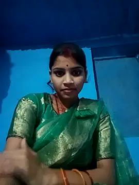 Snapshot of Nisha_Cute chatting on 10-27-25, 09:13 Nisha Cute online show from 10-27-25, 09:13