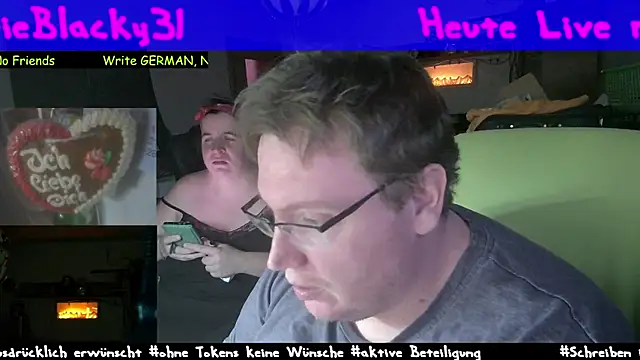 Snapshot of der_alex38 chatting on 03-08-25, 09:18 der alex38 online show from 03-08-25, 09:18