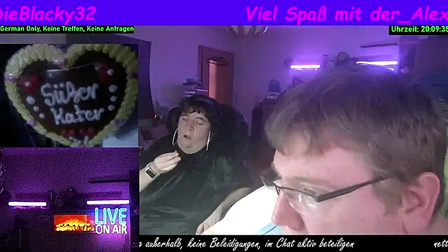 Snapshot of der_alex38 chatting on 11-16-25, 07:08 der alex38 online show from 11-16-25, 07:08