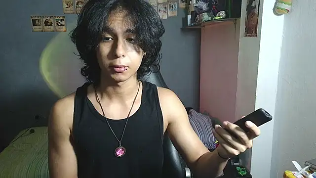 Snapshot of kairozz chatting on 02-25-25, 02:44 kairozz online show from 02-25-25, 02:44