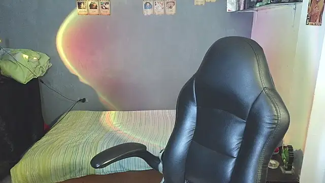 Snapshot of kairozz chatting on 03-08-25, 04:17 kairozz online show from 03-08-25, 04:17