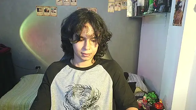 Snapshot of kairozz chatting on 03-10-25, 01:34 kairozz online show from 03-10-25, 01:34