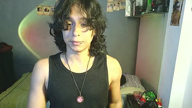 Snapshot of kairozz chatting on 03-10-25, 10:55 kairozz online show from 03-10-25, 10:55