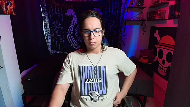 Snapshot of kairozz chatting on 09-13-25, 01:44 kairozz online show from 09-13-25, 01:44