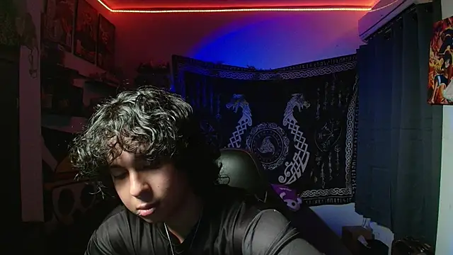 Snapshot of kairozz chatting on 11-15-25, 07:32 kairozz online show from 11-15-25, 07:32