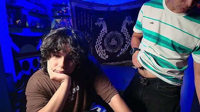 Snapshot of kairozz chatting on 11-22-25, 07:35 kairozz online show from 11-22-25, 07:35