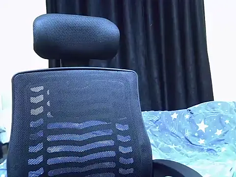 Horny-slut  online show from 12-03-25, 02:26