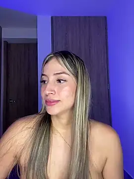 Issabela G1 online show from 02-27-25, 07:34