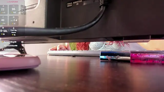 Snapshot of lindaa_natashaa chatting on 12-24-24, 05:27 lindaa natashaa online show from 12-24-24, 05:27