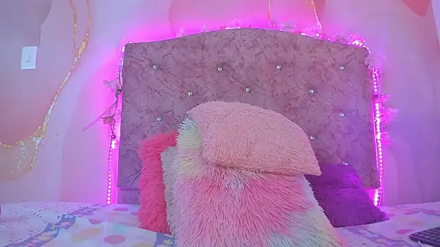 Bella  sweet online show from 01-21-25, 09:57