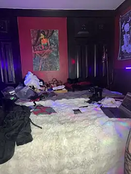 Snapshot of Luluof chatting on 02-17-25, 08:19 Luluof online show from 02-17-25, 08:19