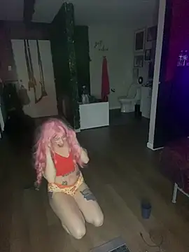 Snapshot of Luluof chatting on 03-01-25, 09:18 Luluof online show from 03-01-25, 09:18