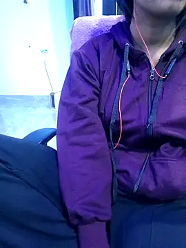 royaldoll-143 online show from 01-09-25, 03:23