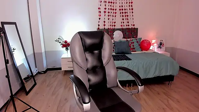 Nami sunny online show from 02-14-25, 03:11