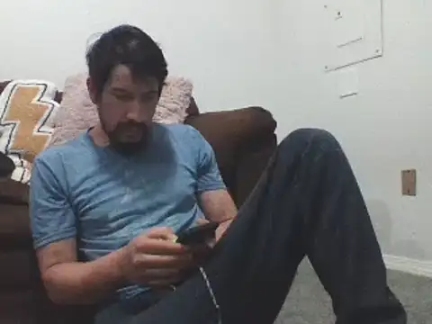 Snapshot of Curved4Pleasure chatting on 12-17-24, 11:59 Curved4Pleasure online show from 12-17-24, 11:59