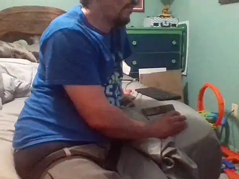 Snapshot of Curved4Pleasure chatting on 01-10-26, 04:09 Curved4Pleasure online show from 01-10-26, 04:09