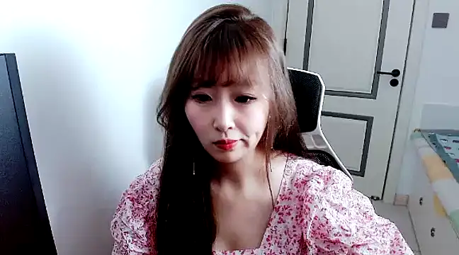 zhenzhen999 online show from 12-12-24, 02:22