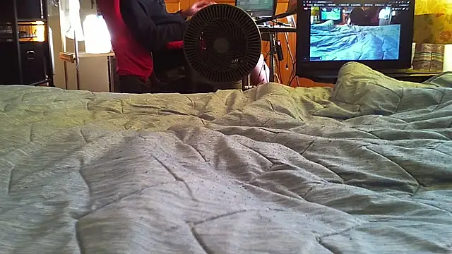 Snapshot of qoooqing67 chatting on 11-09-25, 11:58 qoooqing67 online show from 11-09-25, 11:58