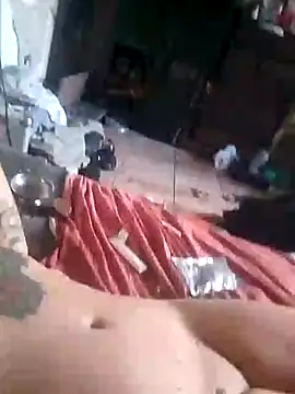 Snapshot of spacegirlll chatting on 02-18-25, 10:49 spacegirlll online show from 02-18-25, 10:49