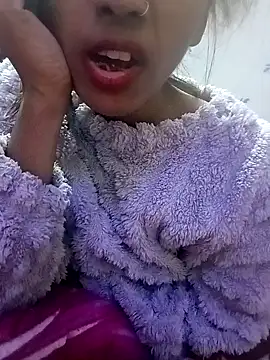 zoya khan25 online show from 01-13-25, 04:08