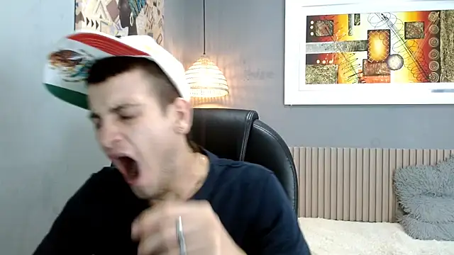 Snapshot of Cerokershelby chatting on 12-18-25, 07:47 Cerokershelby online show from 12-18-25, 07:47