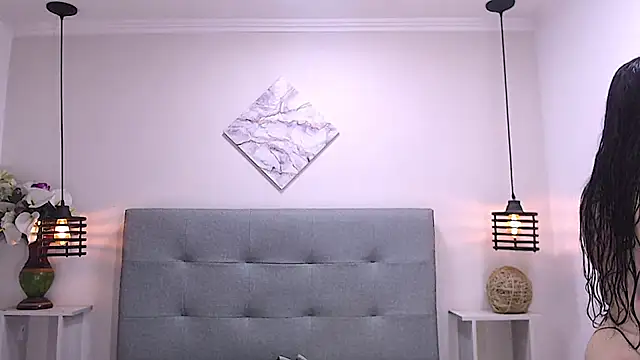 Snapshot of Cheelsea_ chatting on 12-12-24, 05:20 Cheelsea  online show from 12-12-24, 05:20