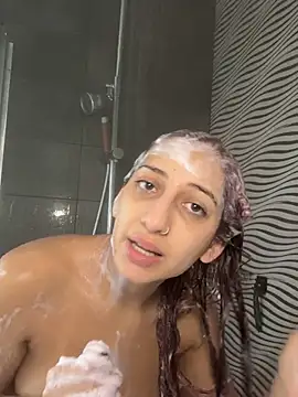 julialupato1606 online show from 03-11-26, 10:54