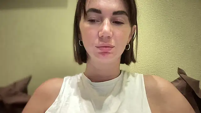 Snapshot of EvilDemon94 chatting on 10-11-25, 01:42 EvilDemon94 online show from 10-11-25, 01:42
