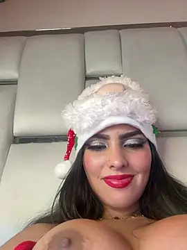 Snapshot of Maddy_Rouse_ chatting on 12-25-24, 05:48 Maddy Rouse  online show from 12-25-24, 05:48