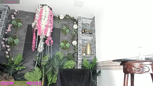 Snapshot of Tamara_Sex7 chatting on 03-01-25, 09:37 Tamara Sex7 online show from 03-01-25, 09:37