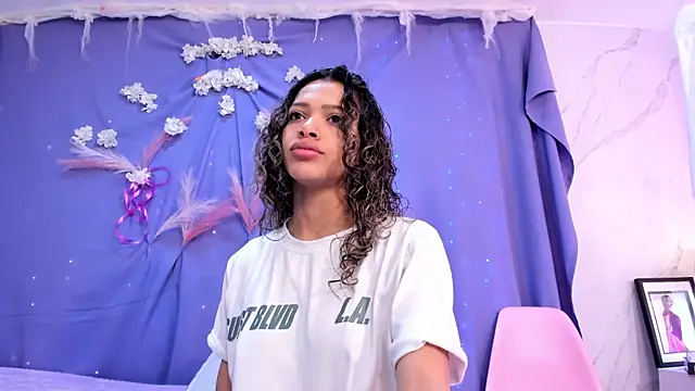 BritneyCollins online show from 10-30-25, 11:55