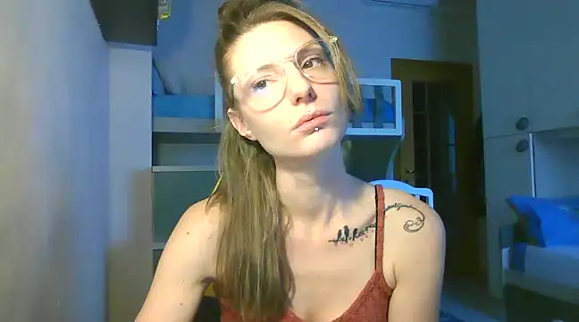 Feli blue online show from 12-03-24, 09:11