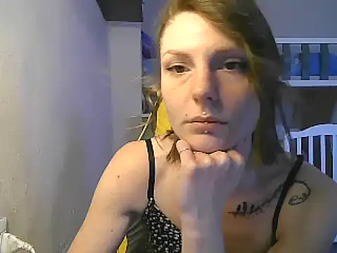 Feli blue online show from 02-17-25, 11:55