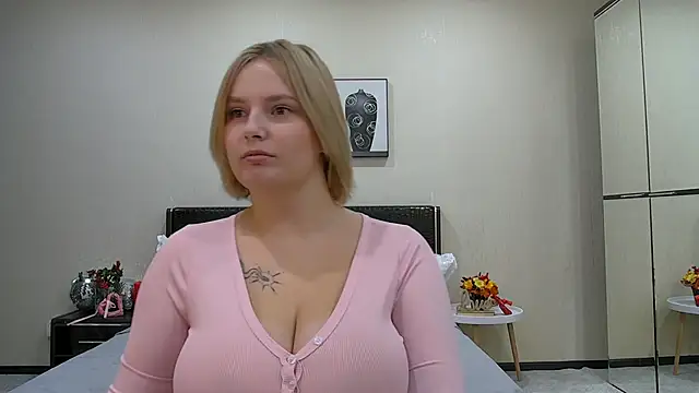 DianeMills online show from 11-19-25, 07:03