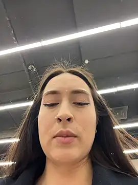 Holly Play online show from 01-16-26, 11:58