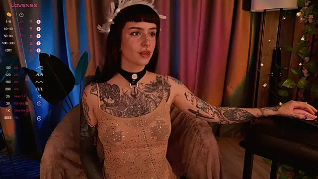 MichaellaMoon online show from 01-30-25, 10:41