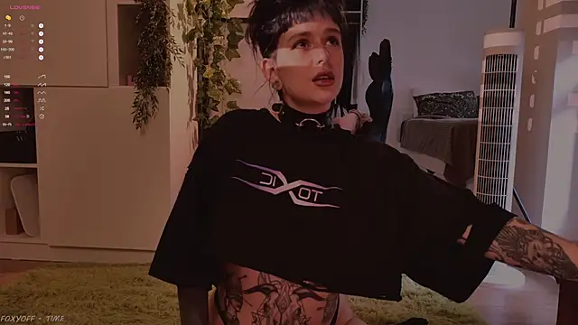 MichaellaMoon online show from 09-09-25, 12:15