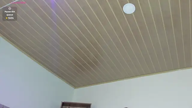 Snapshot of Coquette_Johnson chatting on 01-26-25, 12:01 Coquette Johnson online show from 01-26-25, 12:01