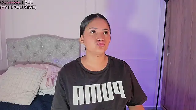 Isa squirt1 online show from 10-10-25, 02:54